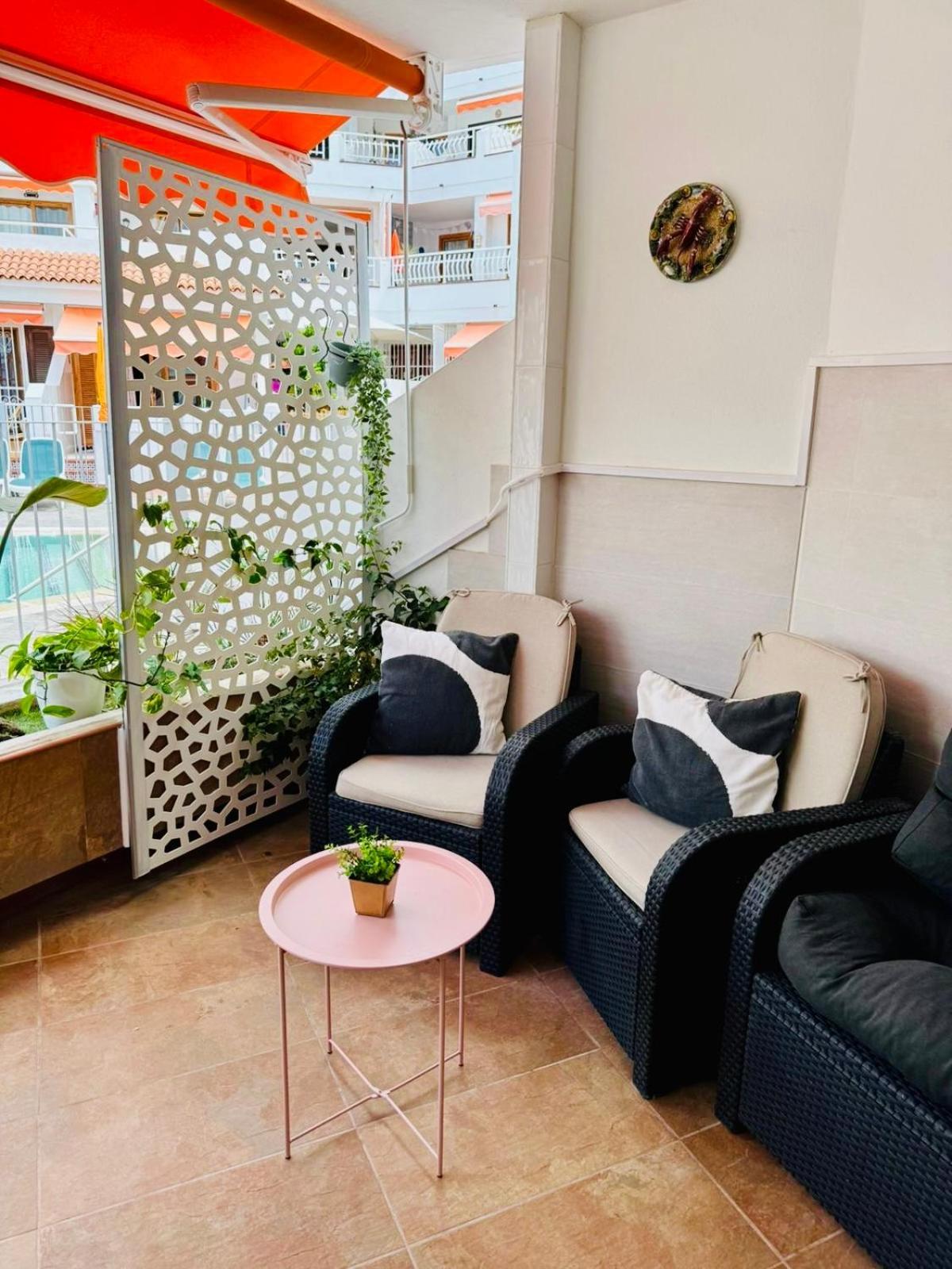 Apartment With Terrace And Pool, Los Cristianos Los Cristianos (Tenerife) Eksteriør billede